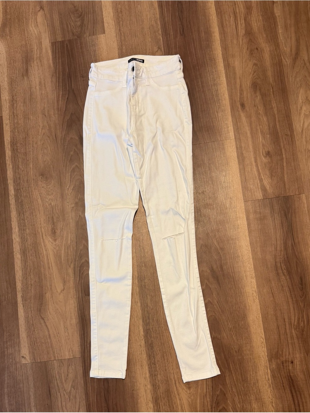 Fashion Nova White Skinny Jeans